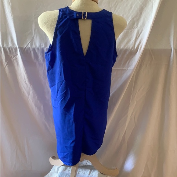 Shirt - Picture 2 of 3